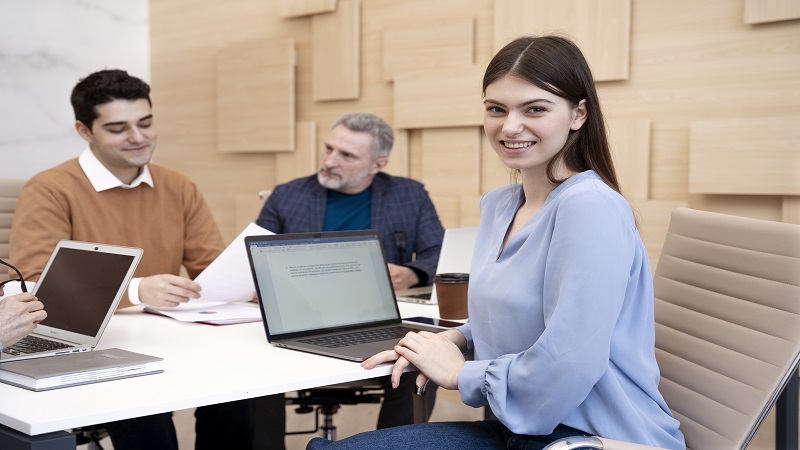 Paralegal and Legal Assistant: What's the Difference and Who Do You Need?